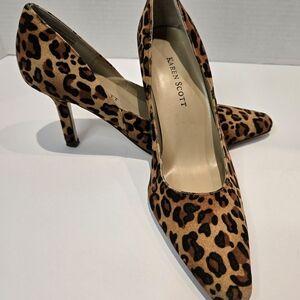 Karen Scott Leopard Print Women's Heels